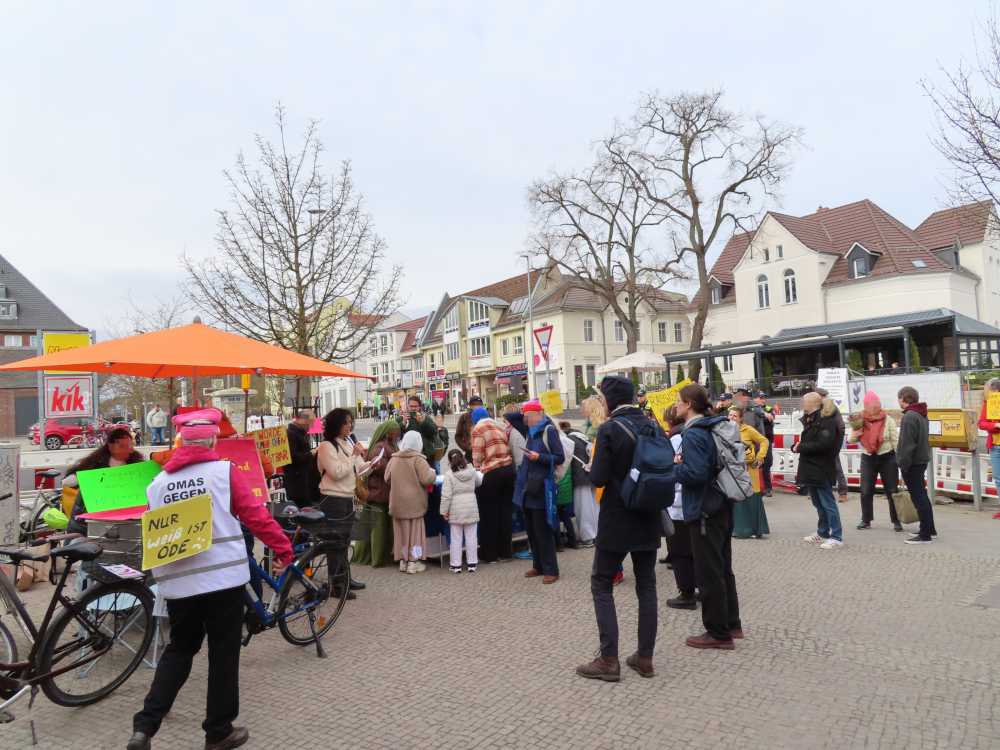 Mobiler Aktionstag gegen Rassismus in Buch