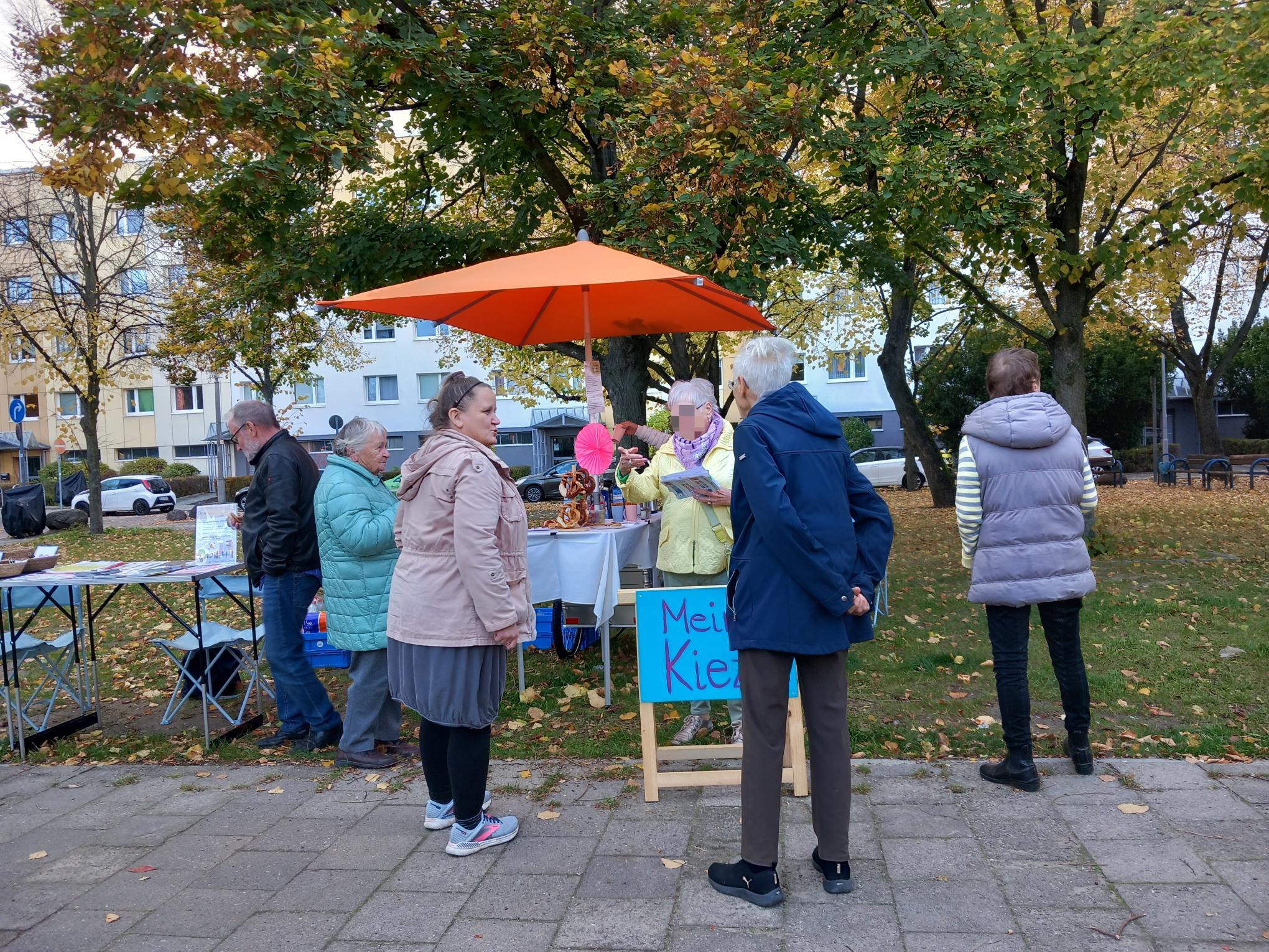 Rückblick: Nachbarschaftsgespräche mit dem BENN-Team am 22. Oktober 2024 in der Karower Chaussee